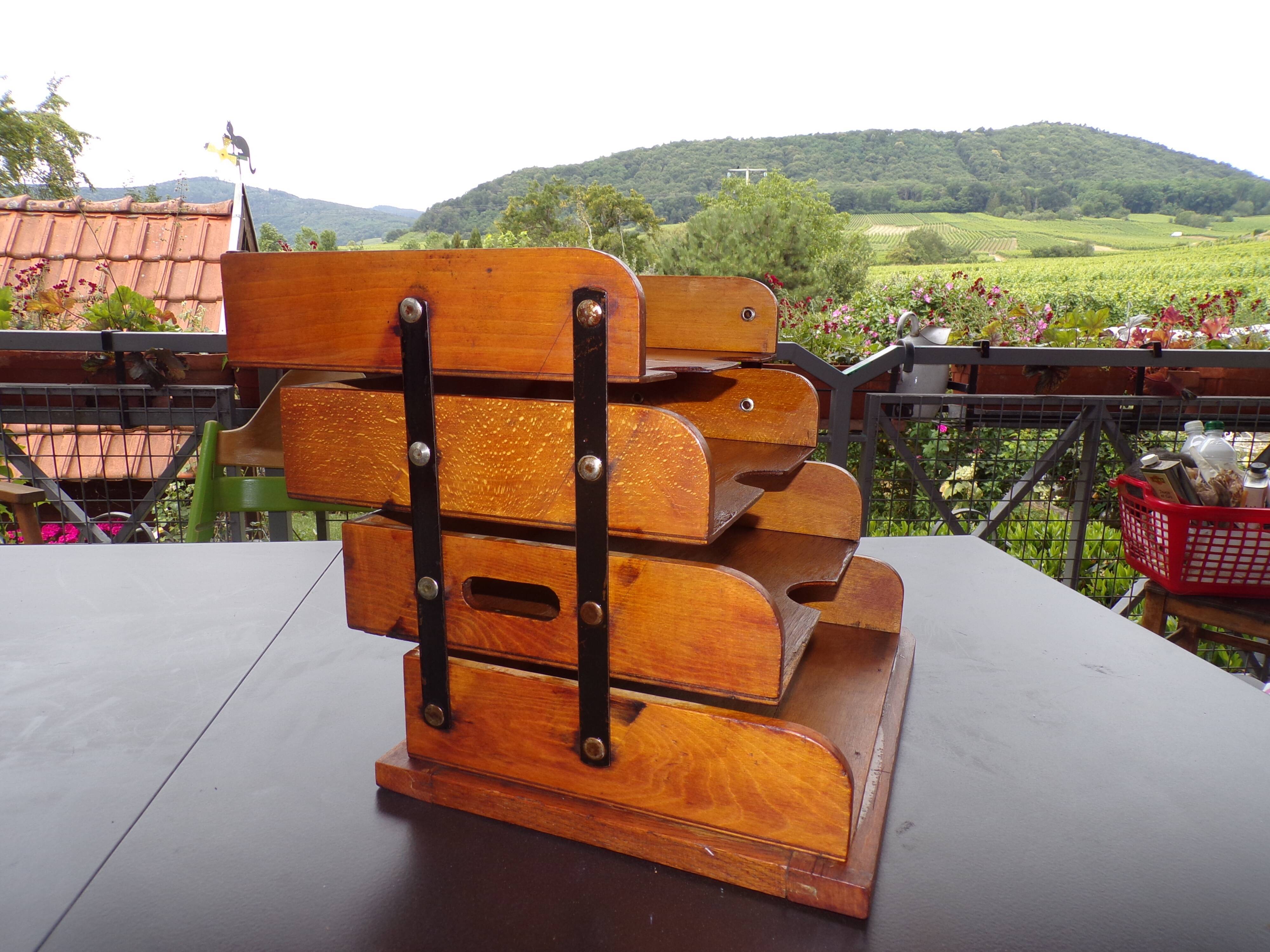 Range vintage documents