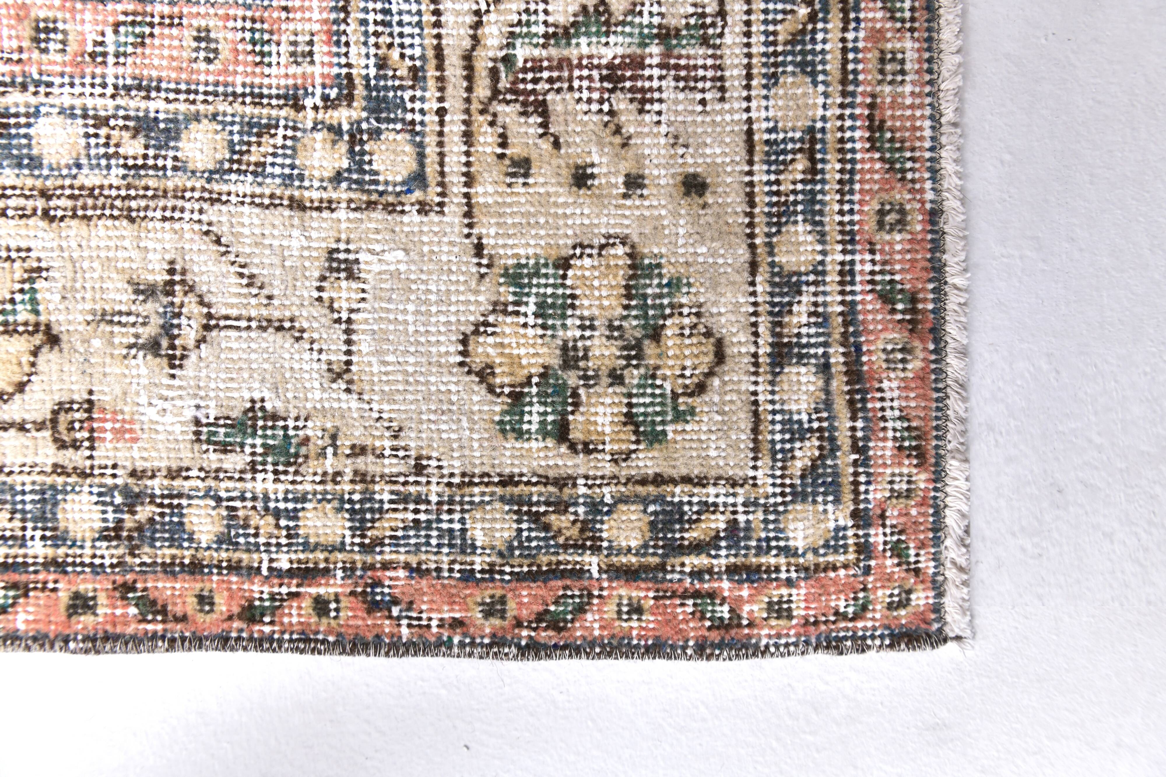 6x10 Floral Turkish Vintage Rug 199x309Cm SK 240627