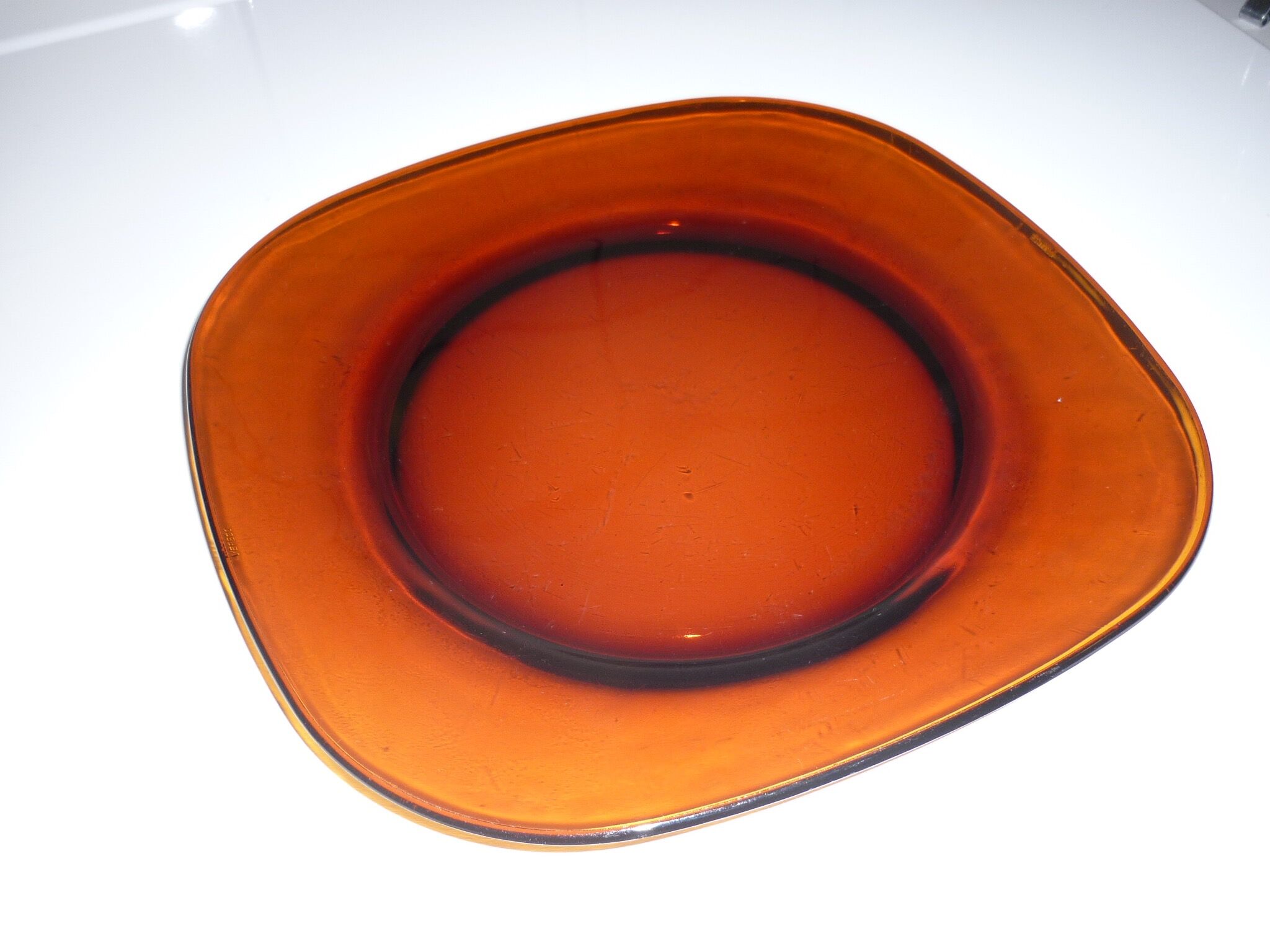 Vereco square amber plate
