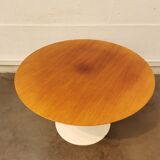 Round table tulip foot