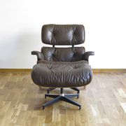 Vintage Lounge Chair (670) and Ottoman (671) - Charles and Ray Eames - Herman Miller