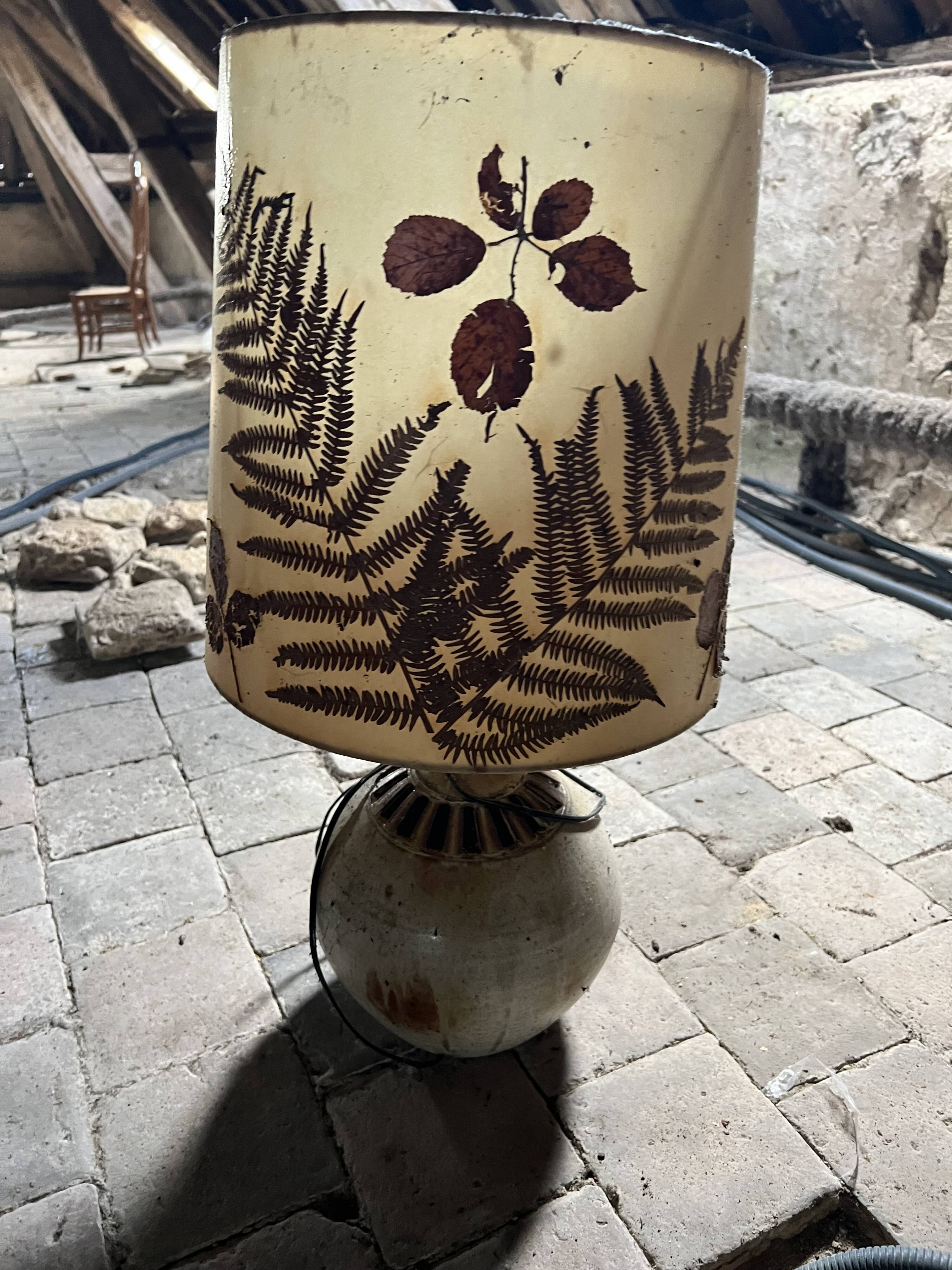 Vintage handmade lamp 1970 - natural leaf shade & base