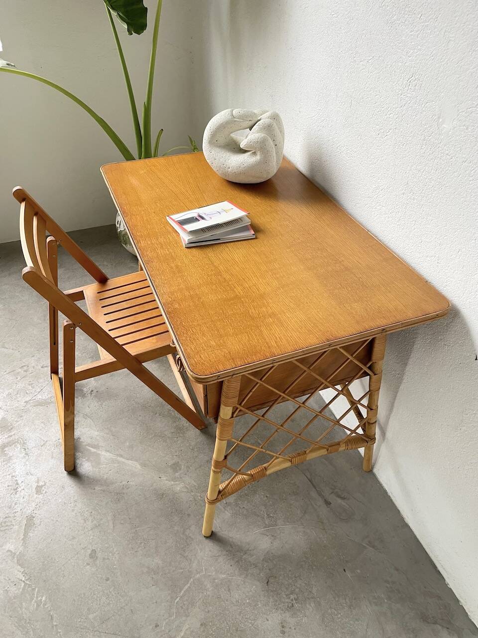 Bureau rotin Louis Sognot et sa chaise
