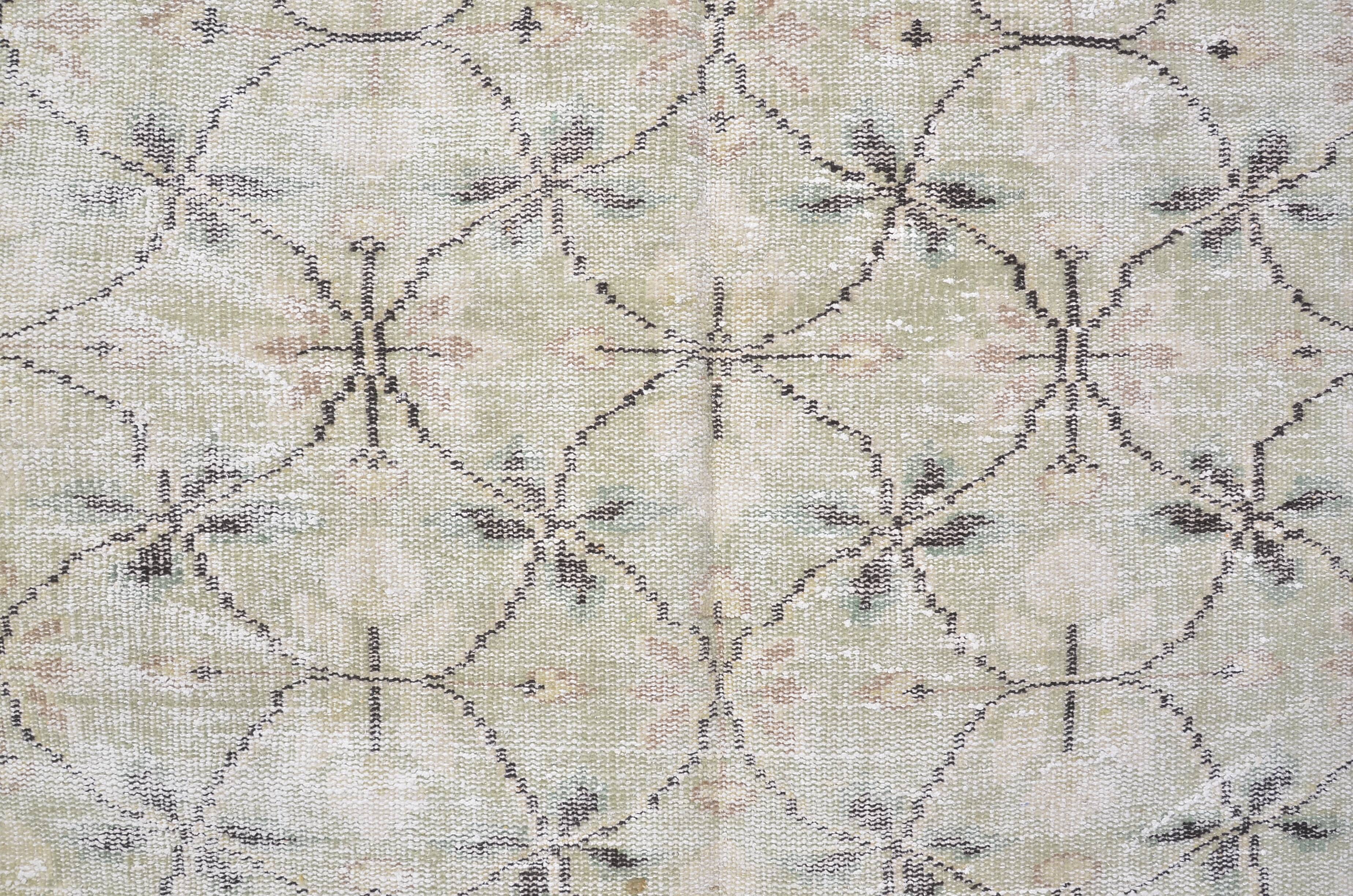 Tapis décoratif en laine anatolienne Oushak, référence 1326