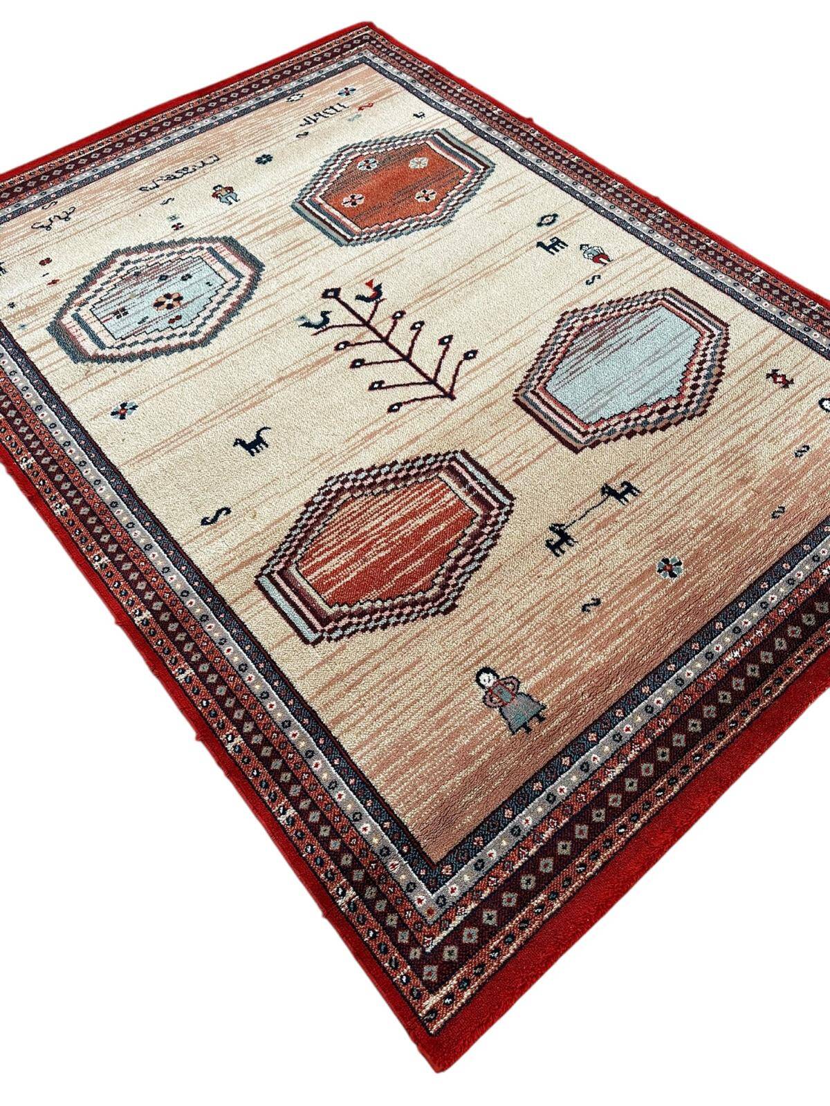 Oriental-style wool rug 135cm x 185cm
