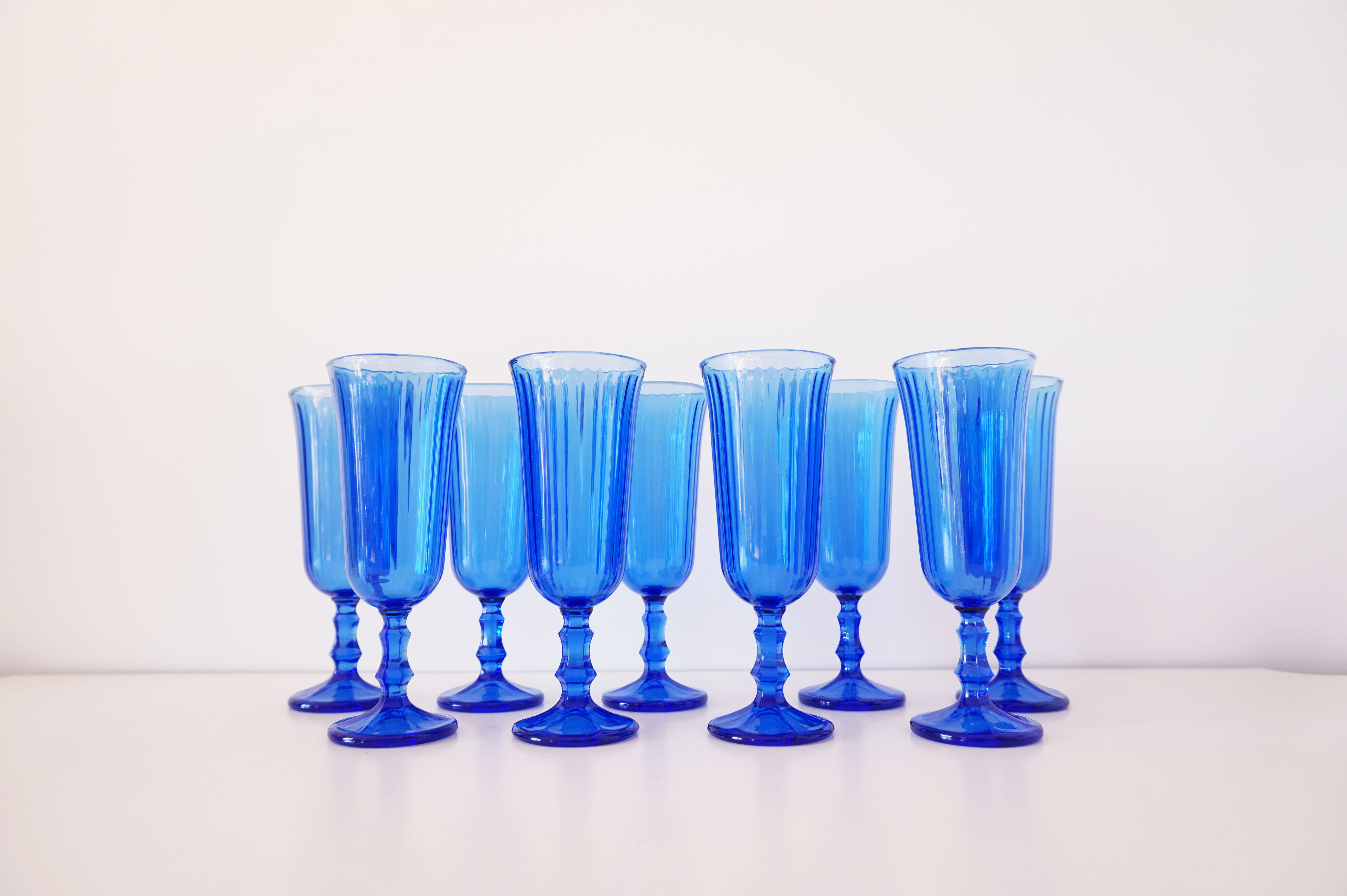 Set of 9 blue champagne flutes