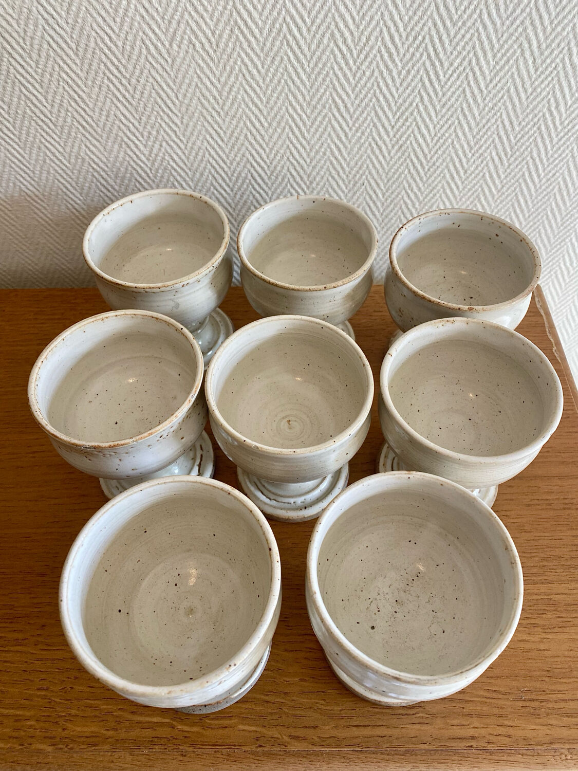 Beige glazed stoneware bowls