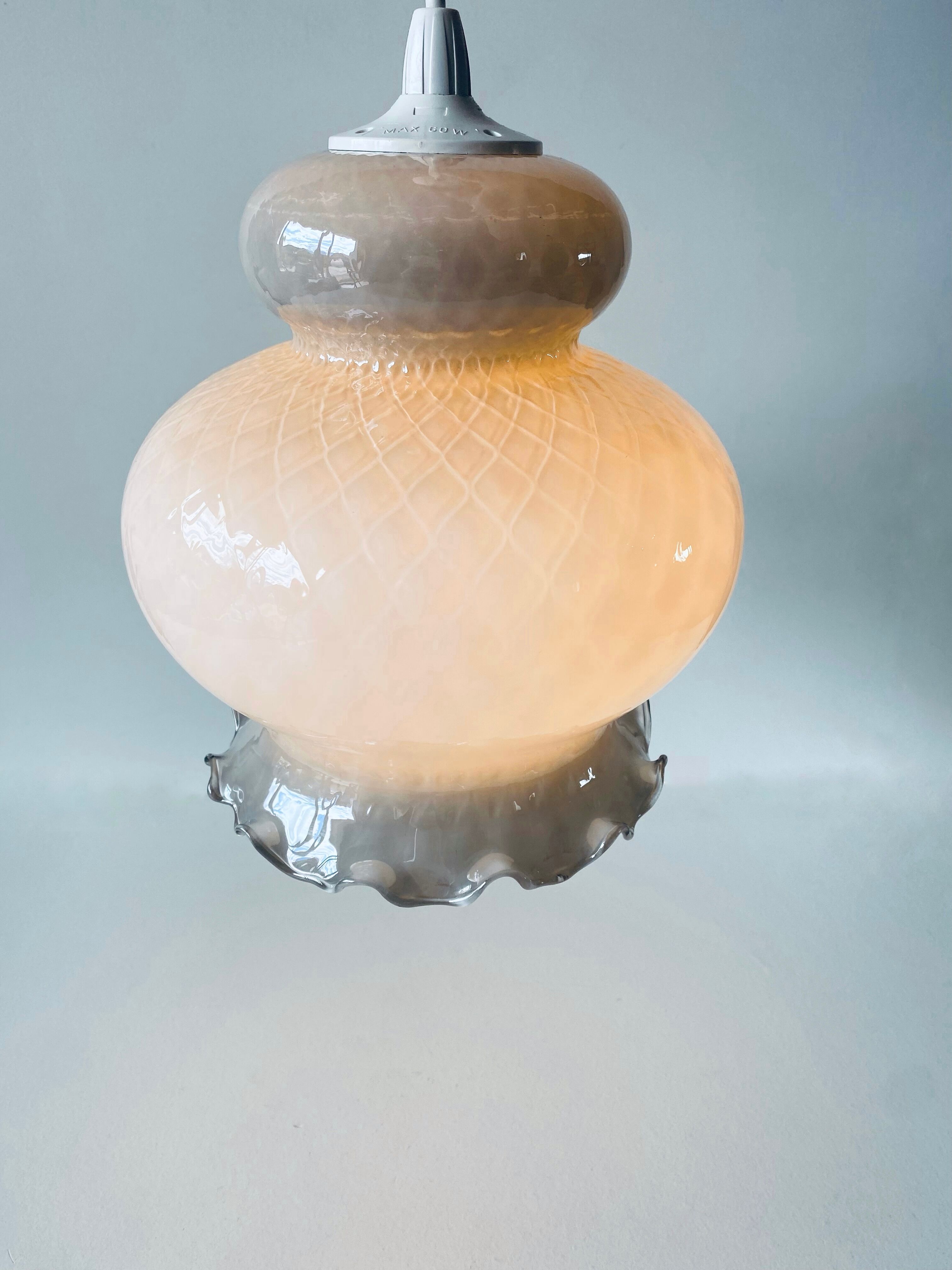 Glass hanging lamp