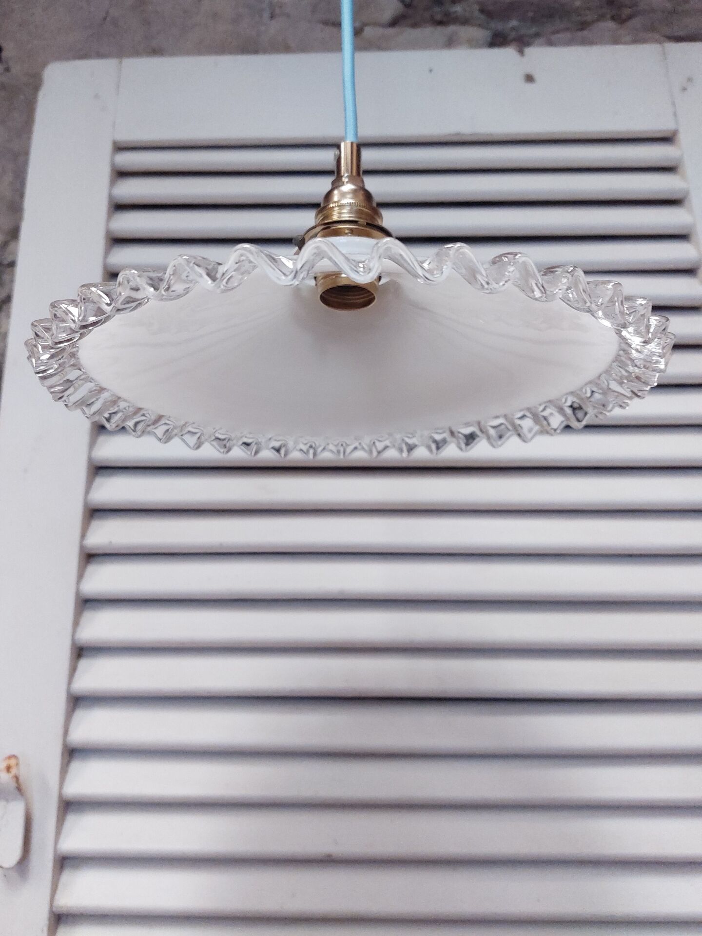 Suspension en opaline 