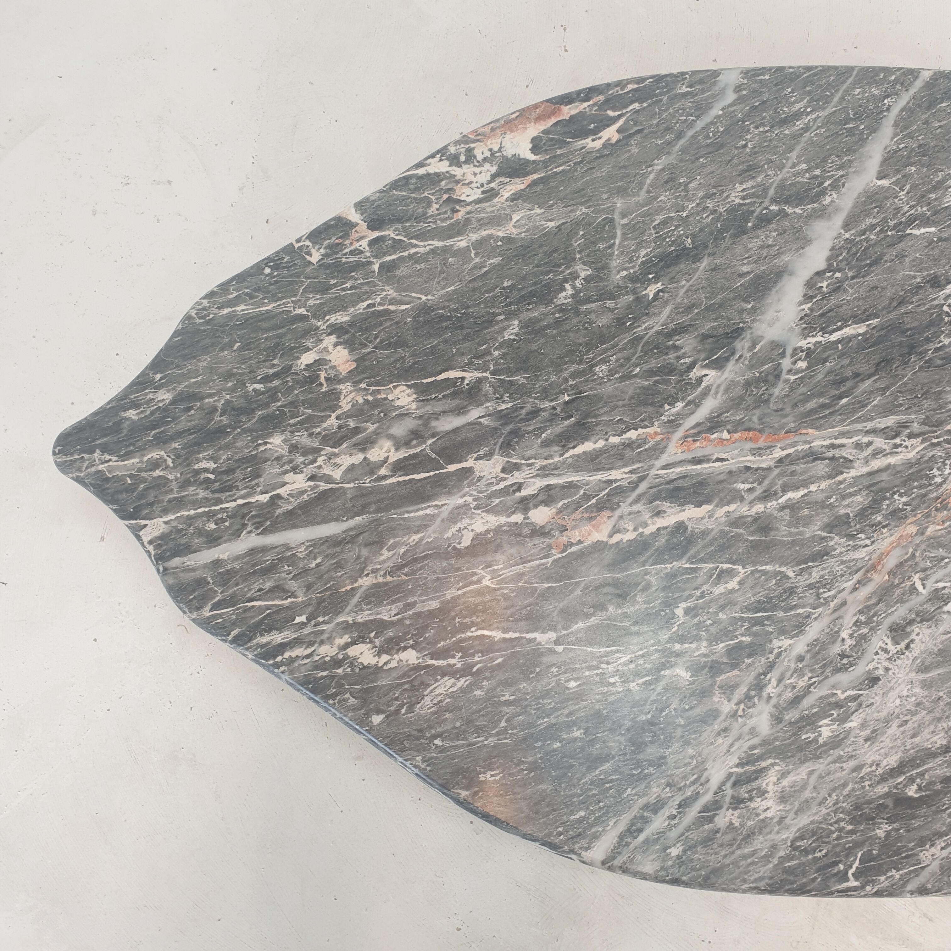 Italian marble leaf shape coffee table, 1980's
