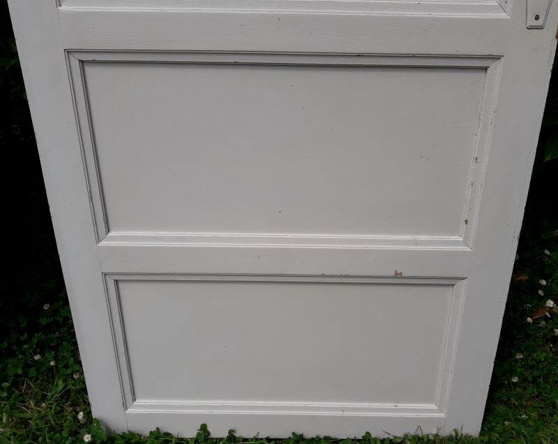 Porte vintage panneautée