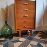 Vintage dresser