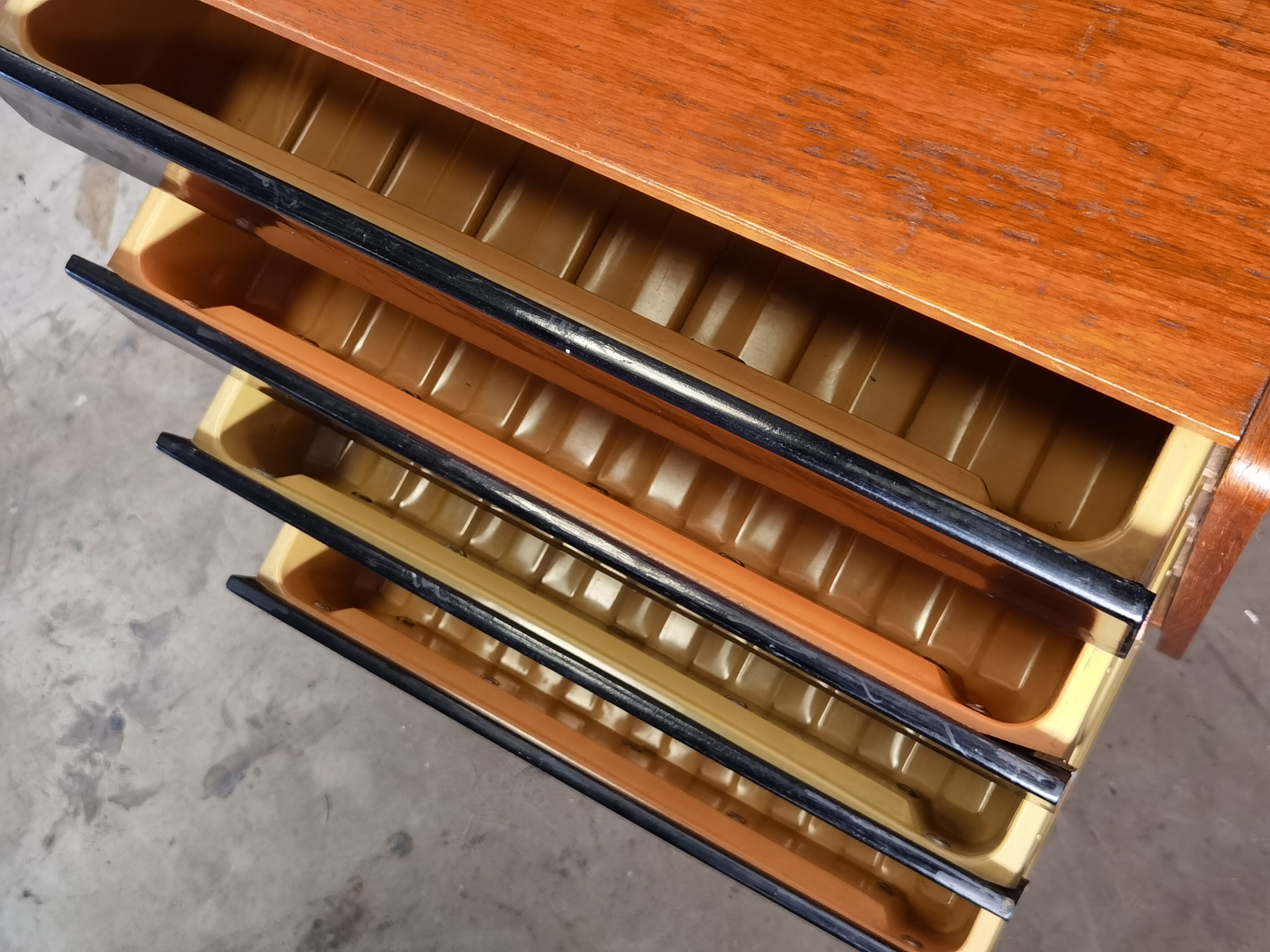 Sideboard U-460 by Jiri Jiroutek Rose and Grise