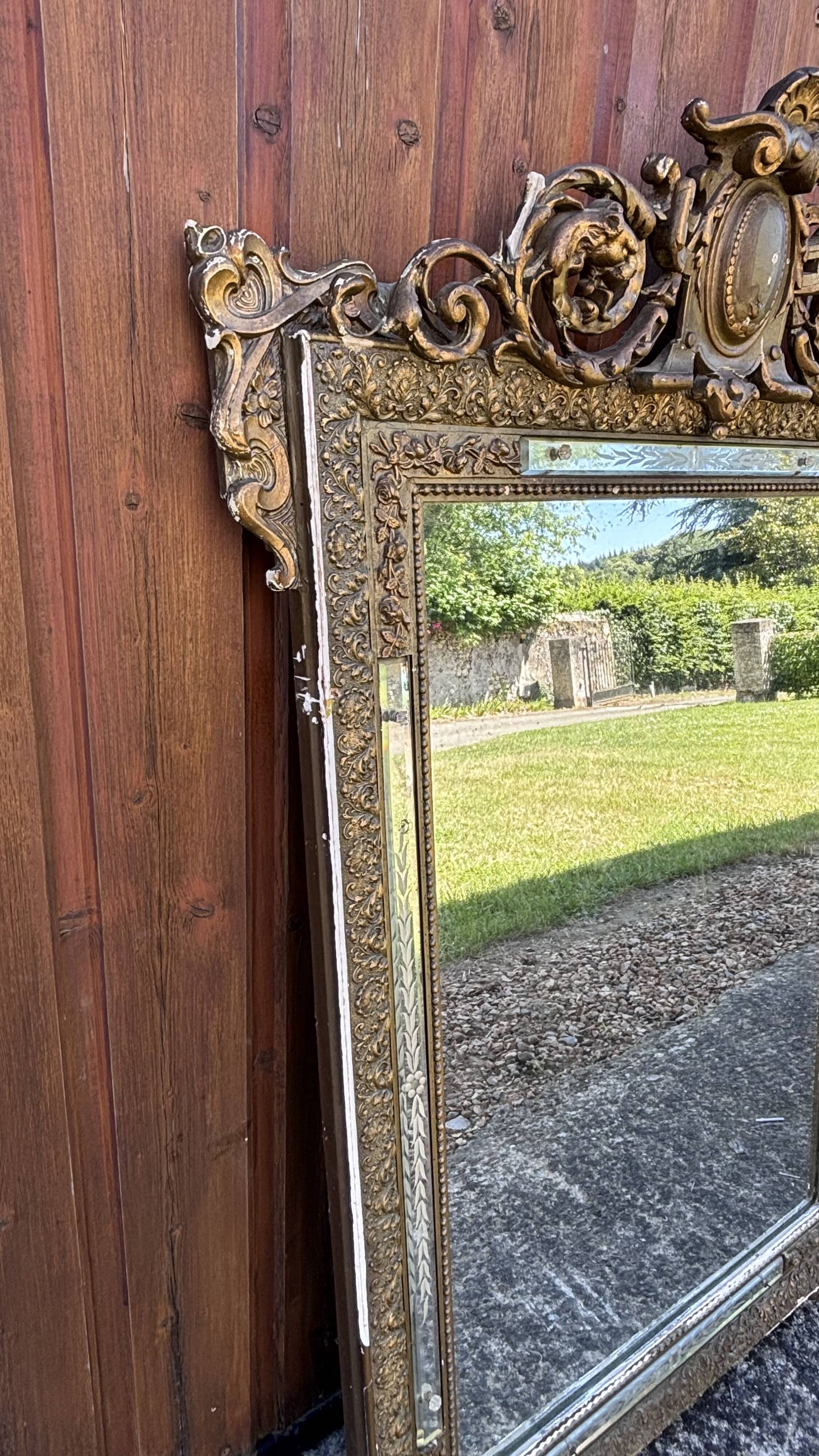 Large Napoleon III carved mirror – Patinated wood & Louis XV decor