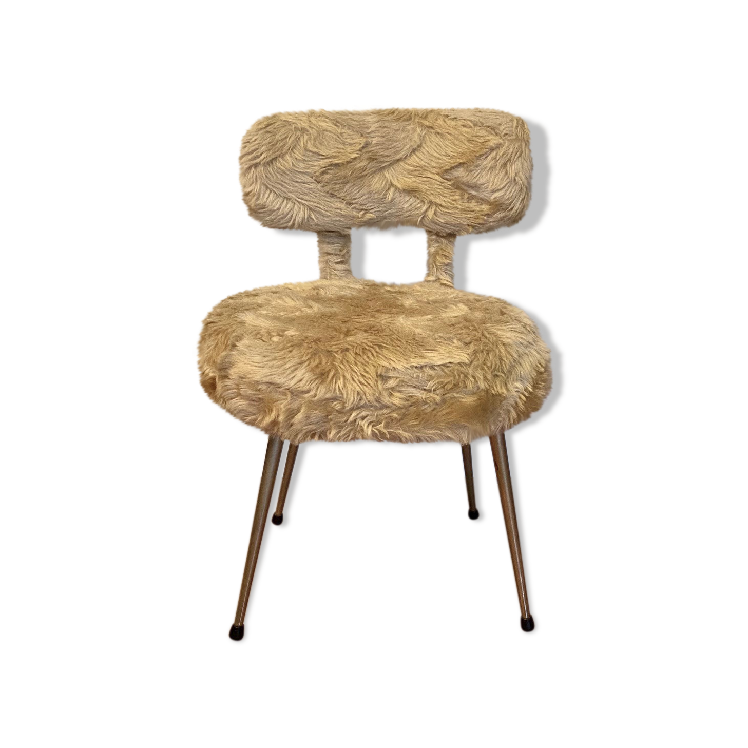 Beige Pelfran moumoute chair