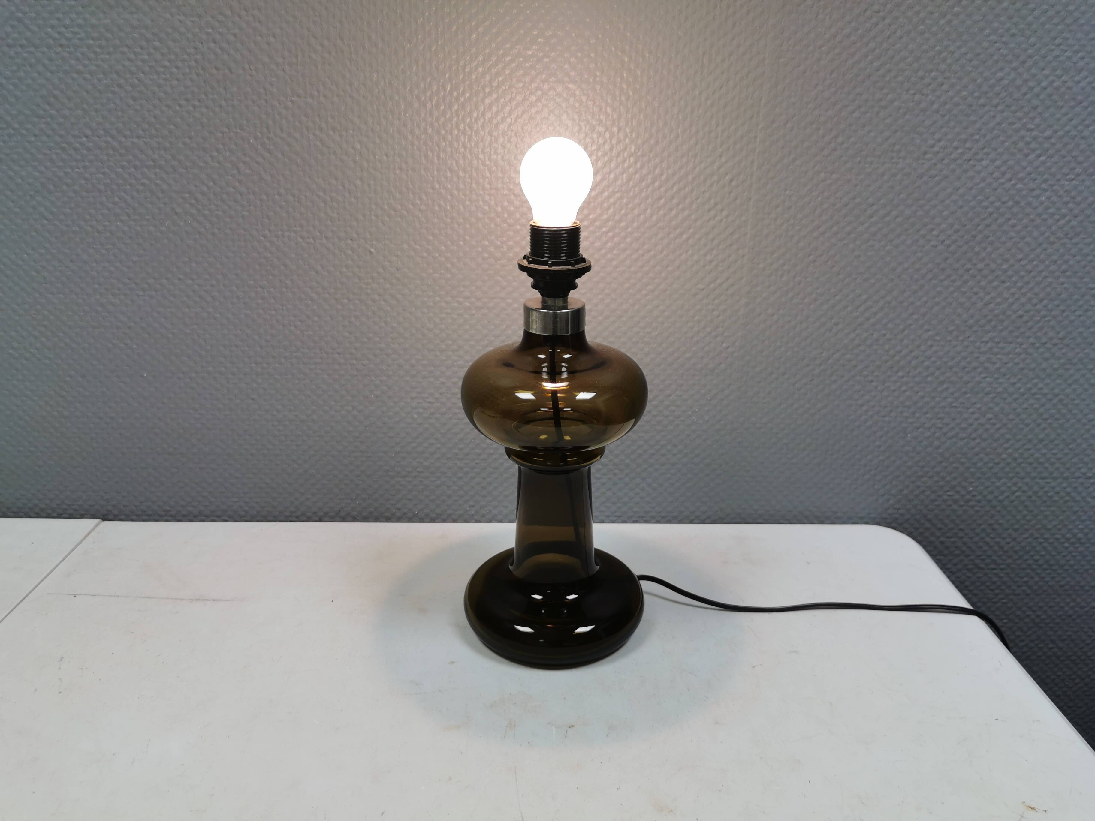 Extremely rare ‘Granny’ table lamp designed by Michael Bang for Holmegaard