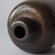 Vase en céramique moderne du milieu du siècle de Rudi Stahl