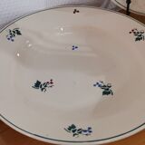 7 assiettes anciennes faïence St Amand décor houx