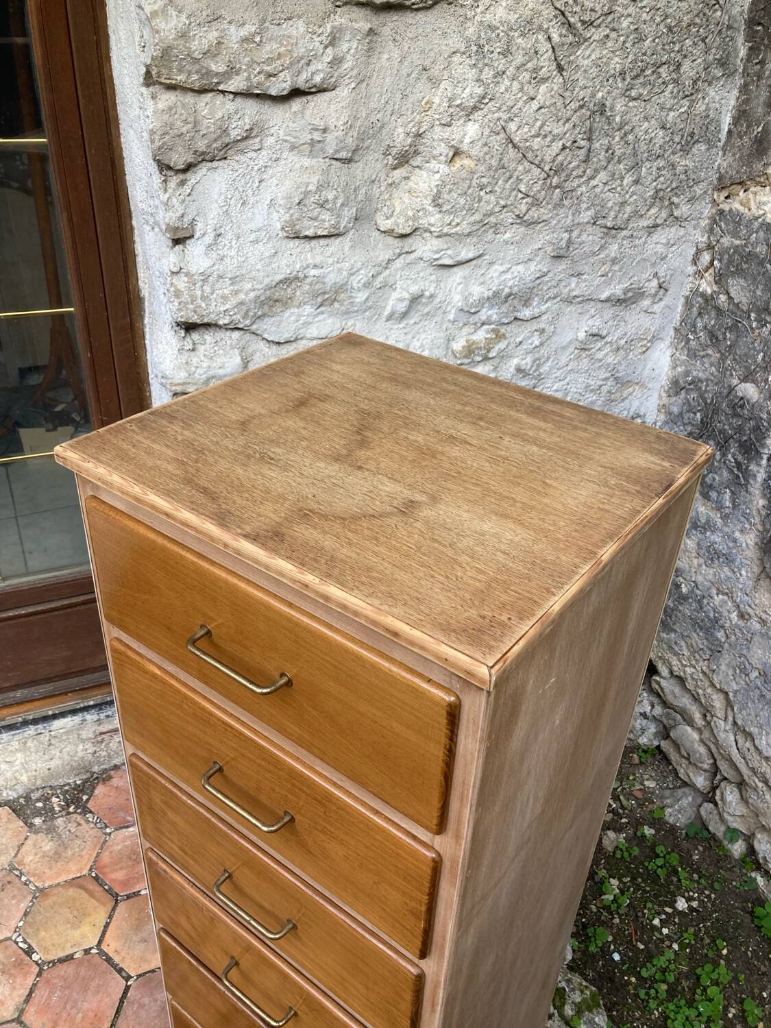 Vintage chest of drawers