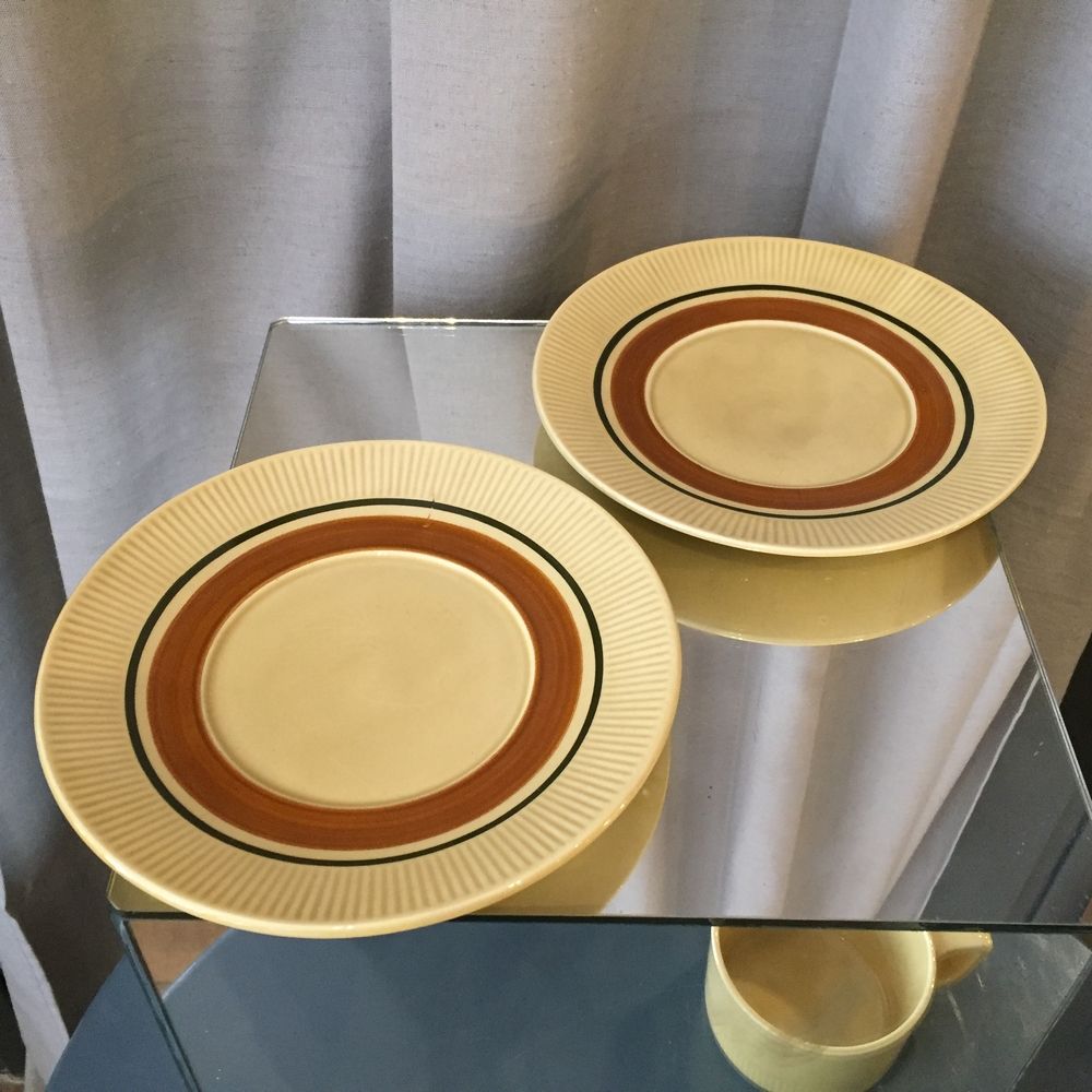 Duo of cups and under cups a chocolat or the vintage gien fleurs