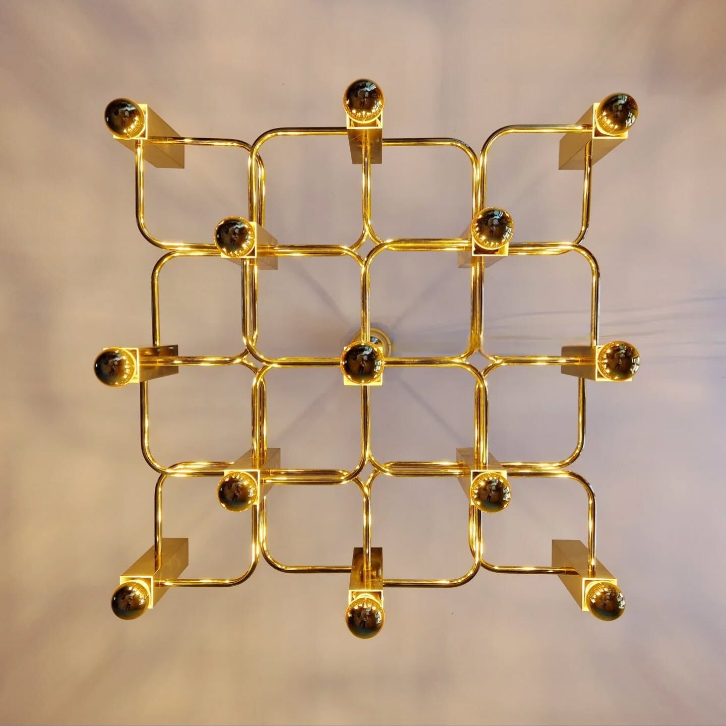 Geometric brass chandelier, design G. Sciolari, Boulanger, 1970