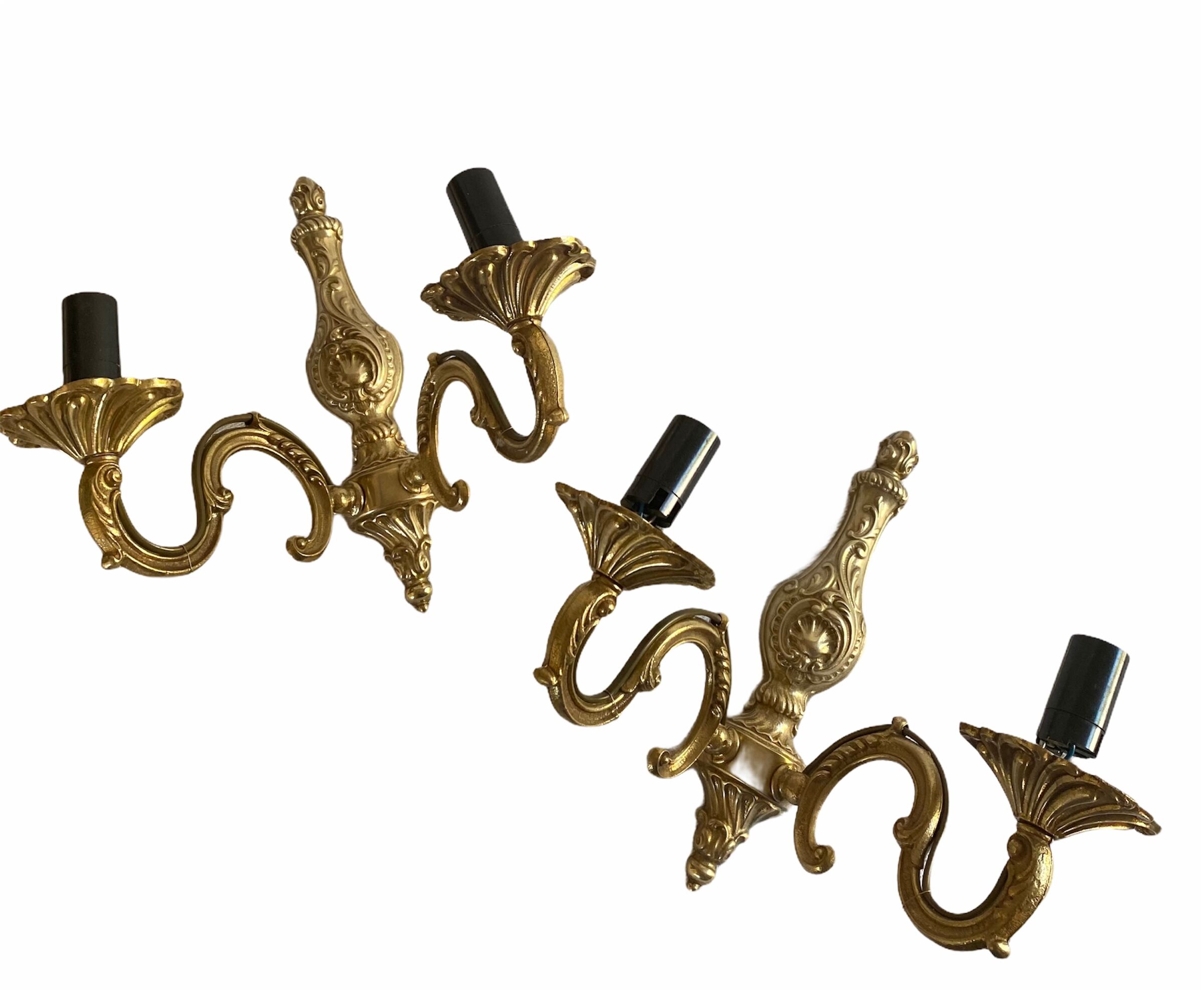 Paire d’appliques en bronze