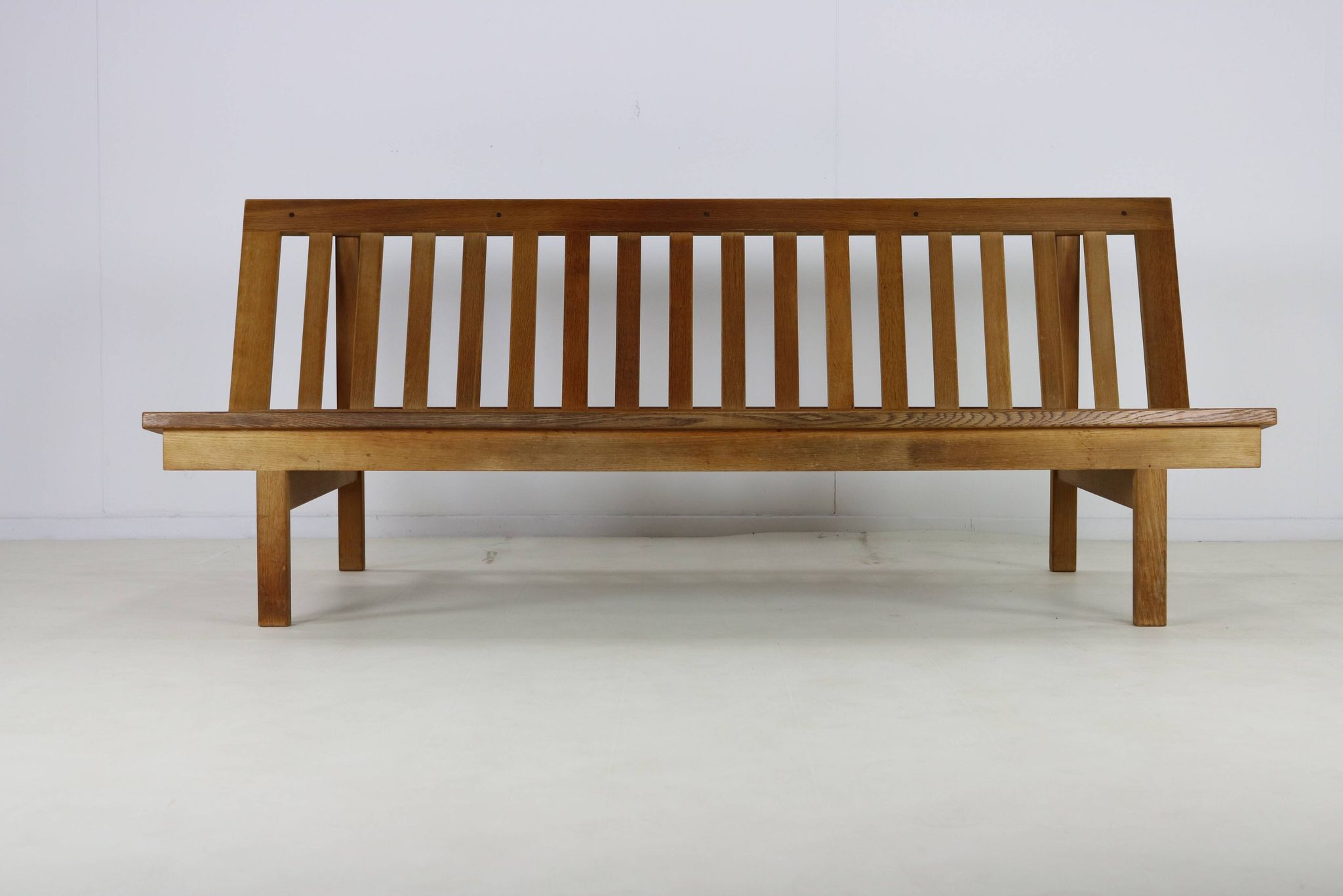 Canapé trois places design danois des années 60 par Børge Mogensen
