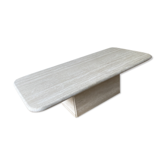 Coffee table in travertine stone