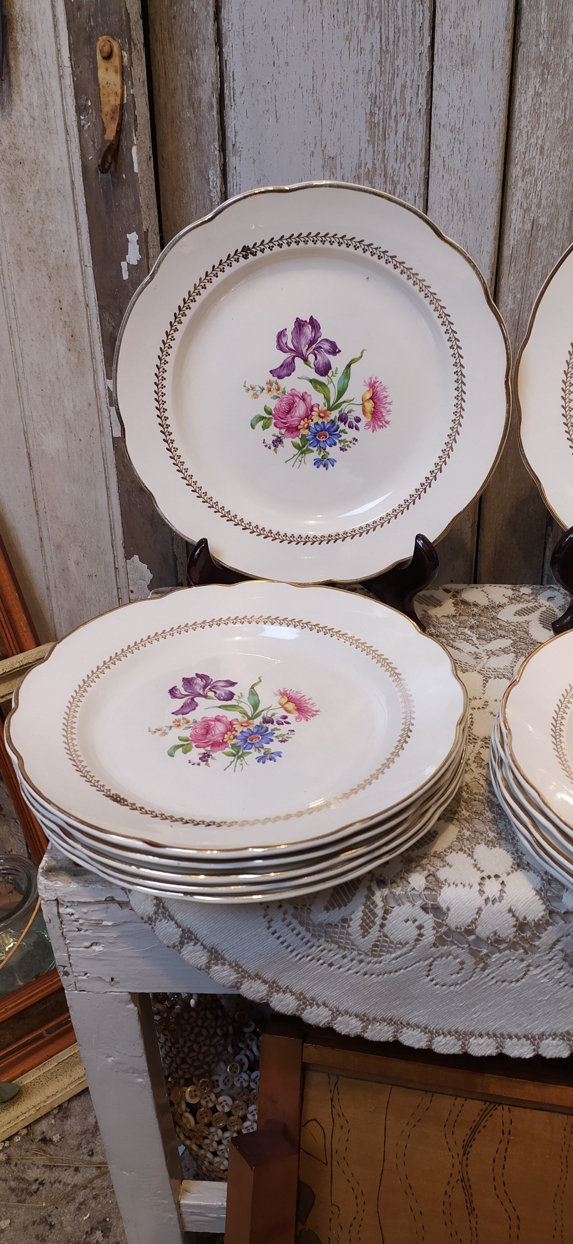 set of six vintage plates, Gien earthenware, floral style