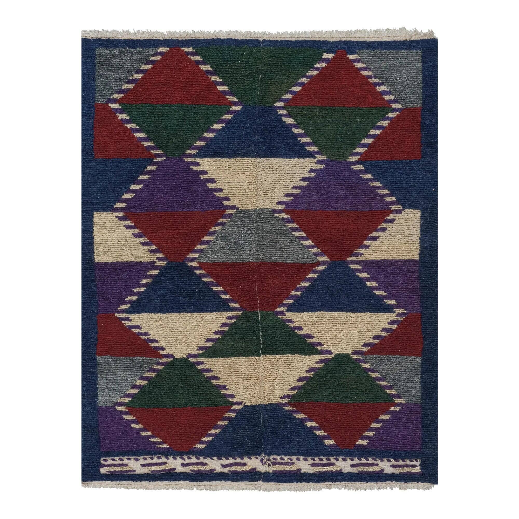 Vintage Turkish handmade rug 109x136 cm