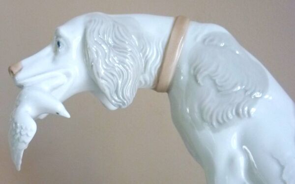 Grande figurine porcelaine, chien, setter, chasse, signée d'Art SA, vintage
