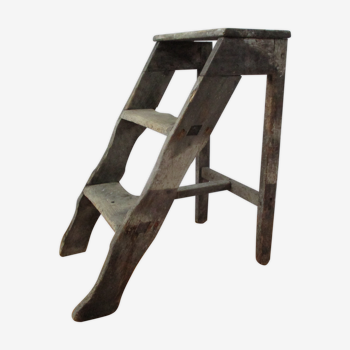 Old stepladder