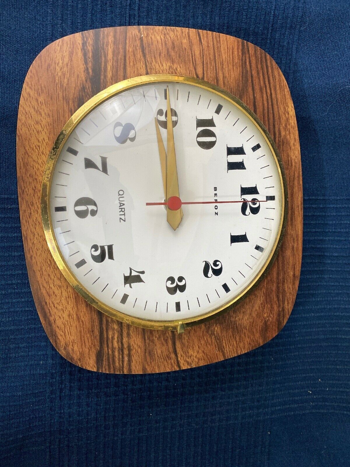 Beroz formica wall clock
