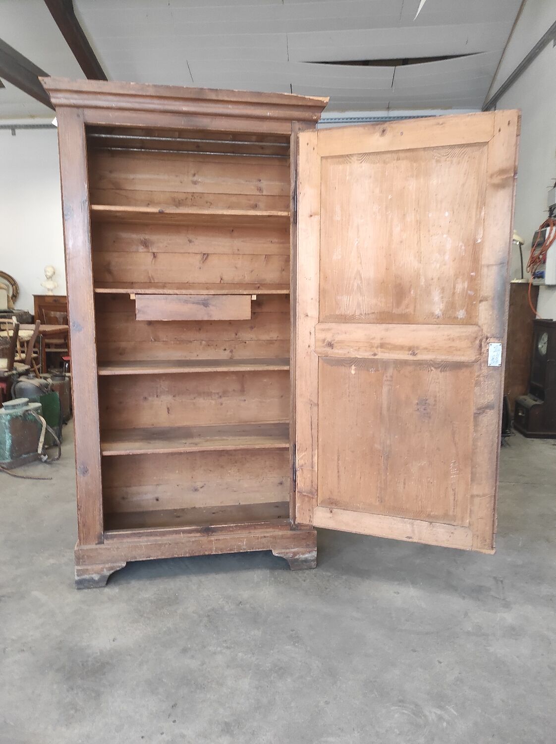 Old Parisian bitter farmhouse 1 rustic fir door with key