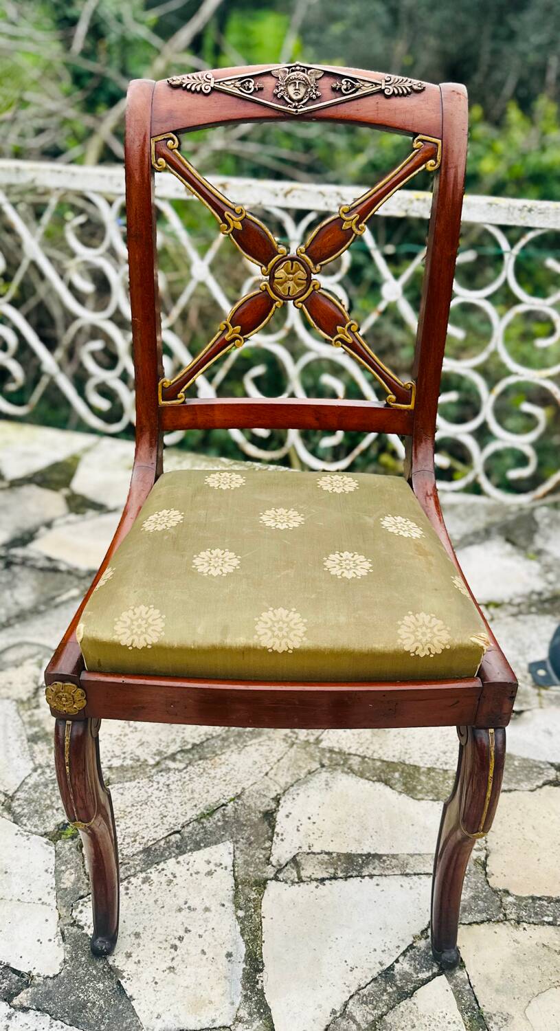 Solid mahogany chair, Restoration period, 19th century