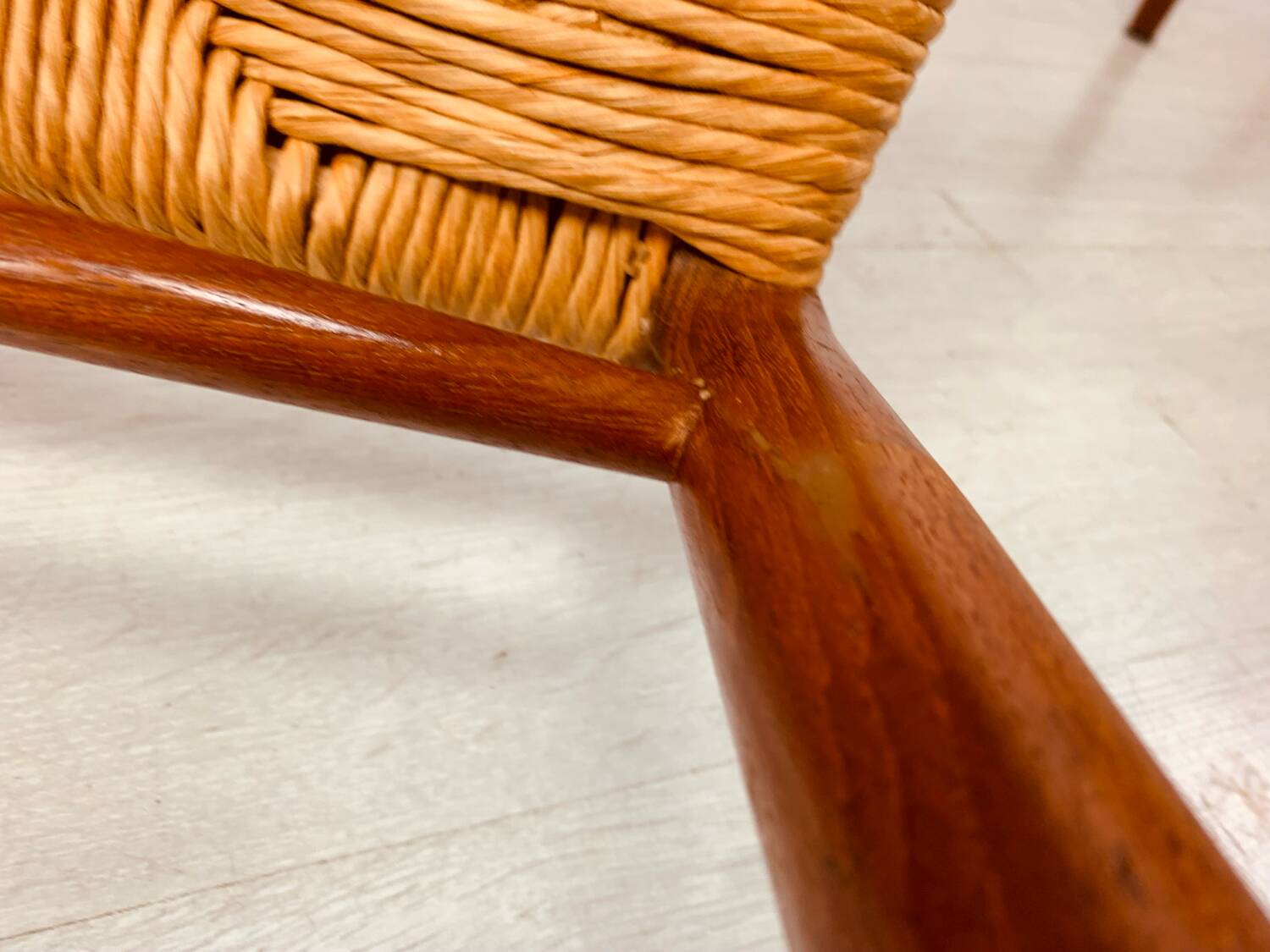 Moller 75 chairs