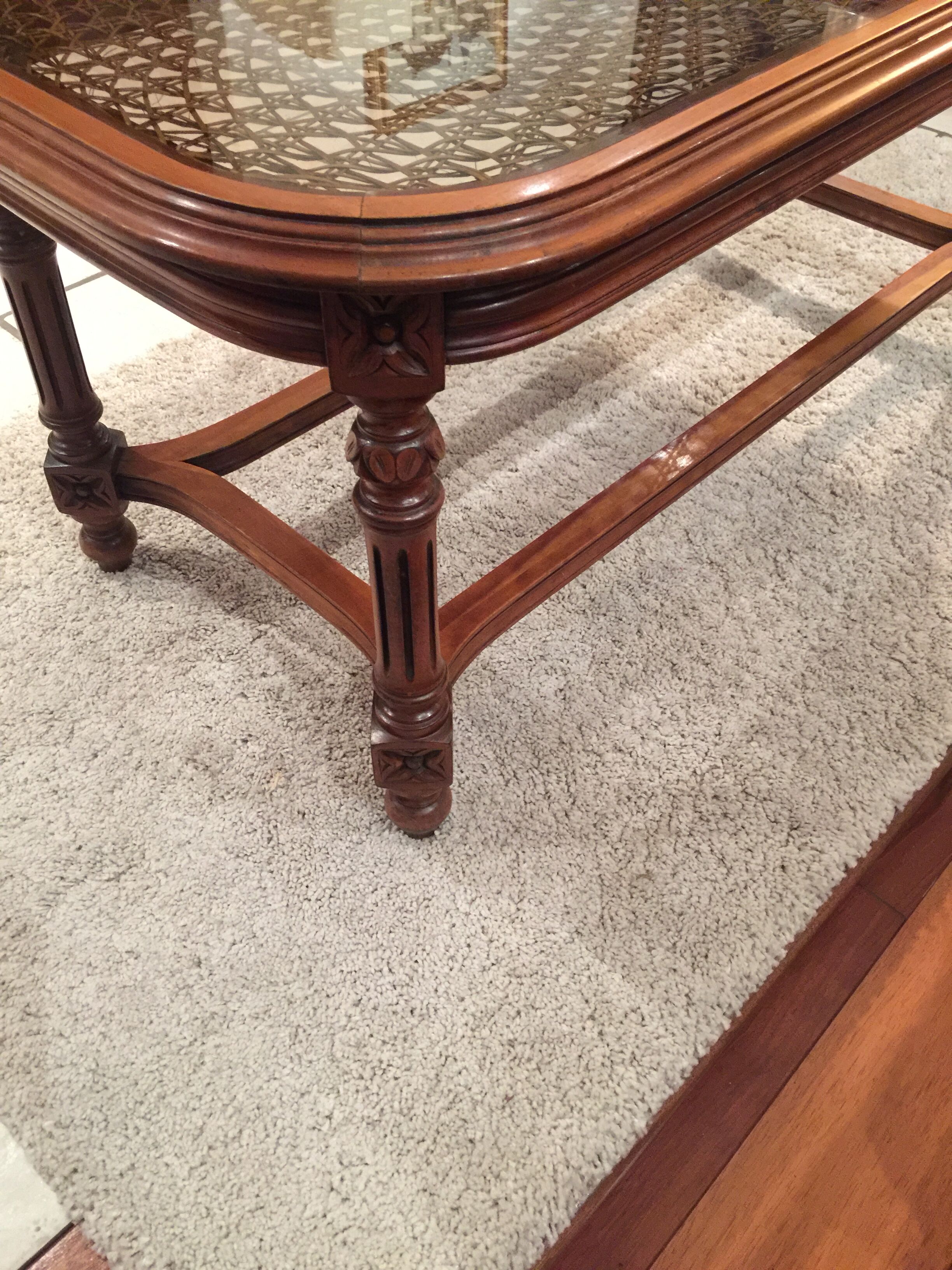 Table basse louis XVI en cannage