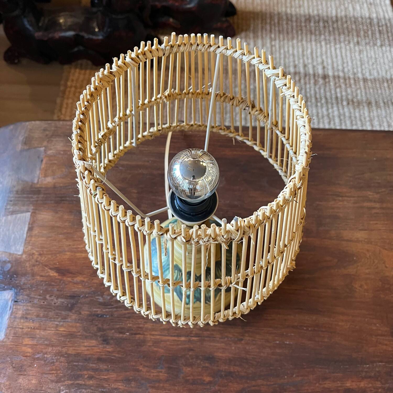 Lampe de table en céramique au design danois