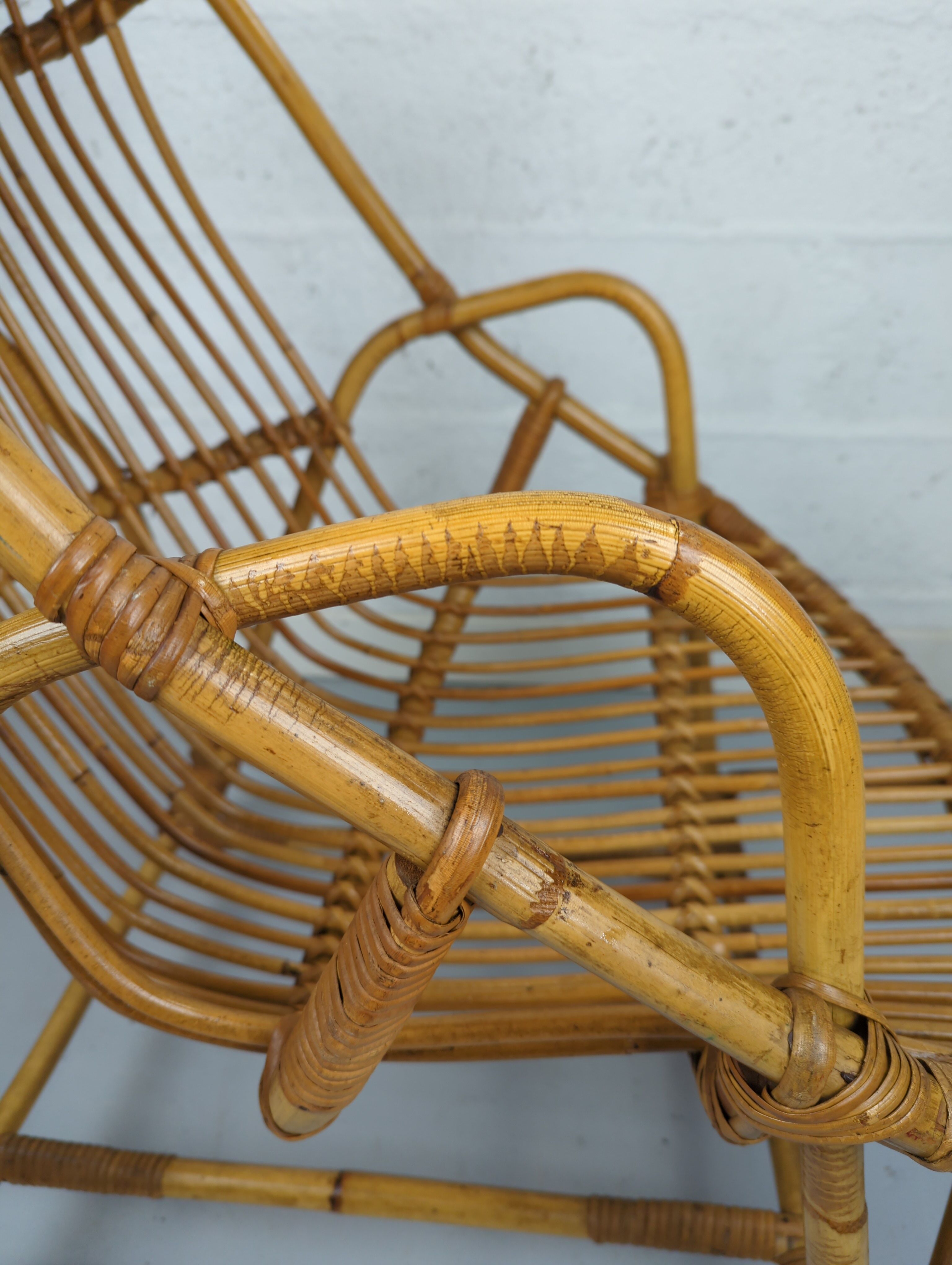 Fauteuil corbeille en rotin vintage