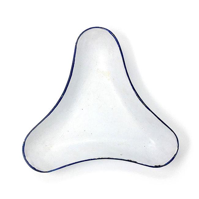 Blue white enamelled aperitif cup