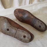 Former mold manufacturing of shoes