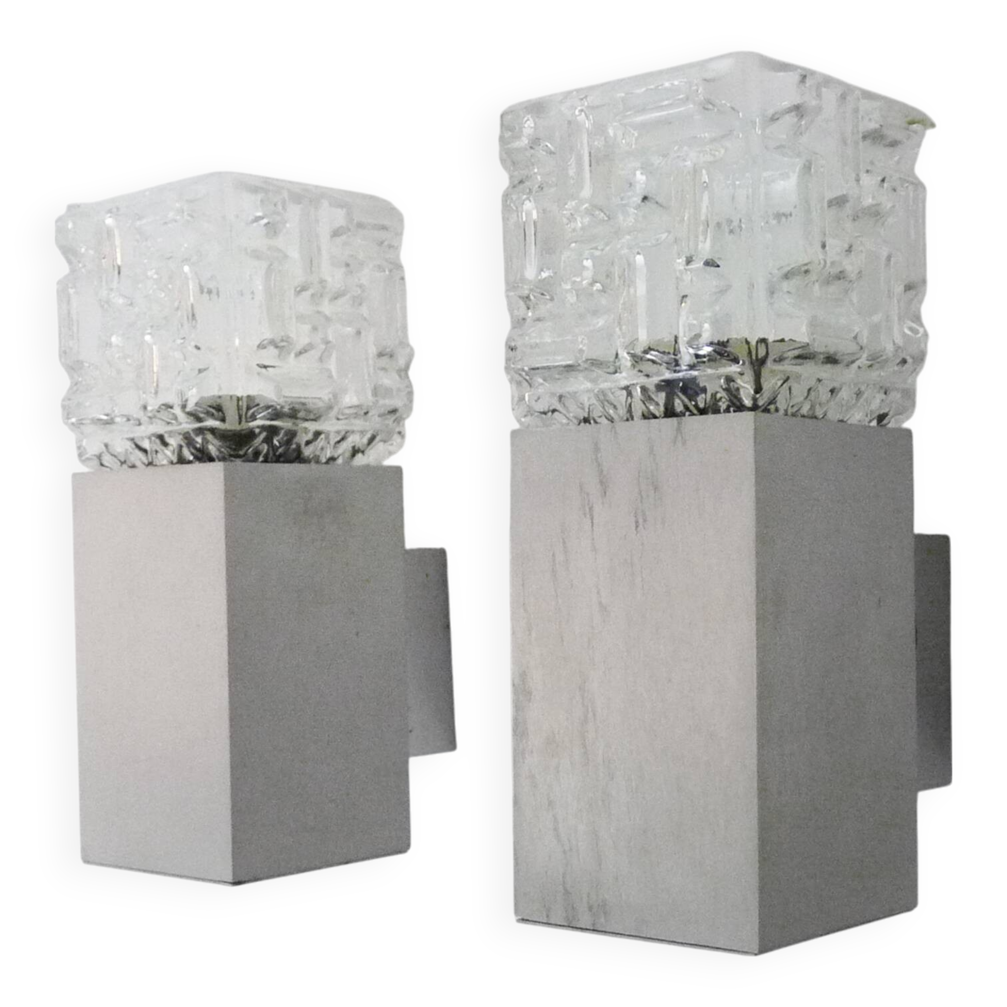 Pair of Space Age Cubist wall lights. Brushed aluminum, 1970s