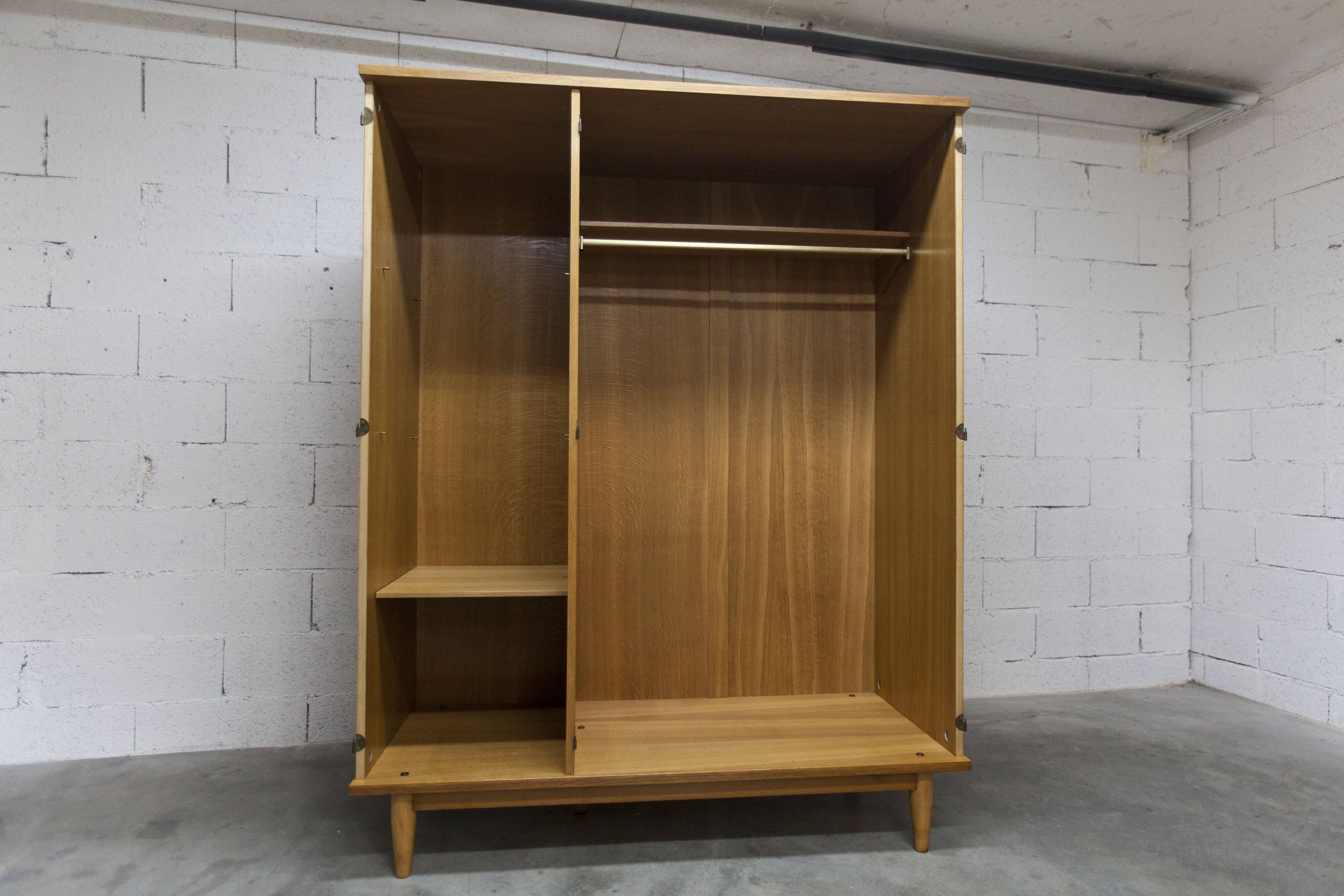Scandinavian 3-door wardrobe in blond teak