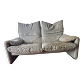 Canapé iconique Maralunga sofa – Vico Magistretti – Cassina – cuir patiné