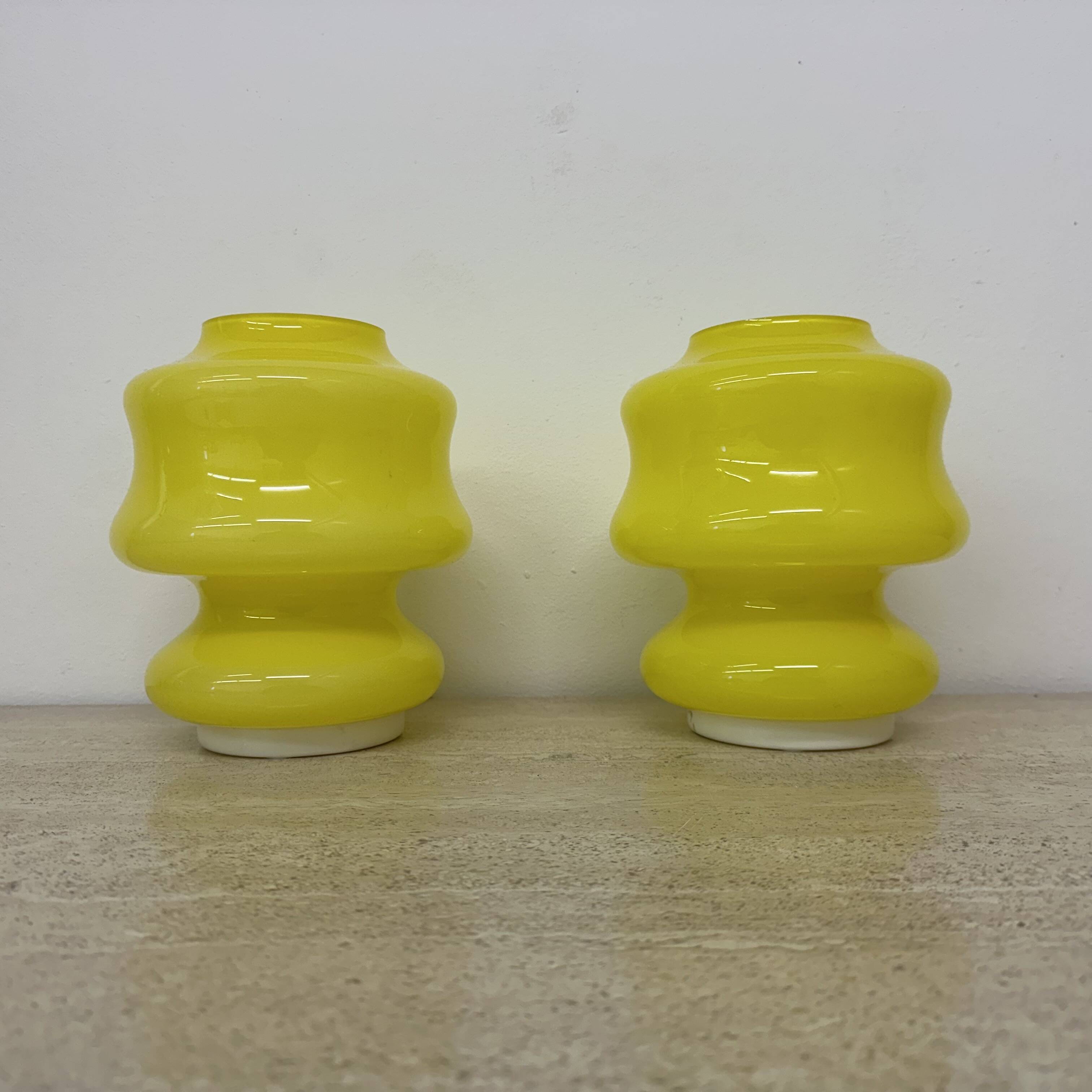 Set of 2 space age yellow glass table lamps ve-art Italy design , 1970s