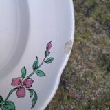 Set of 3 earthenware dishes from Sarreguemines, Riquewihr model.