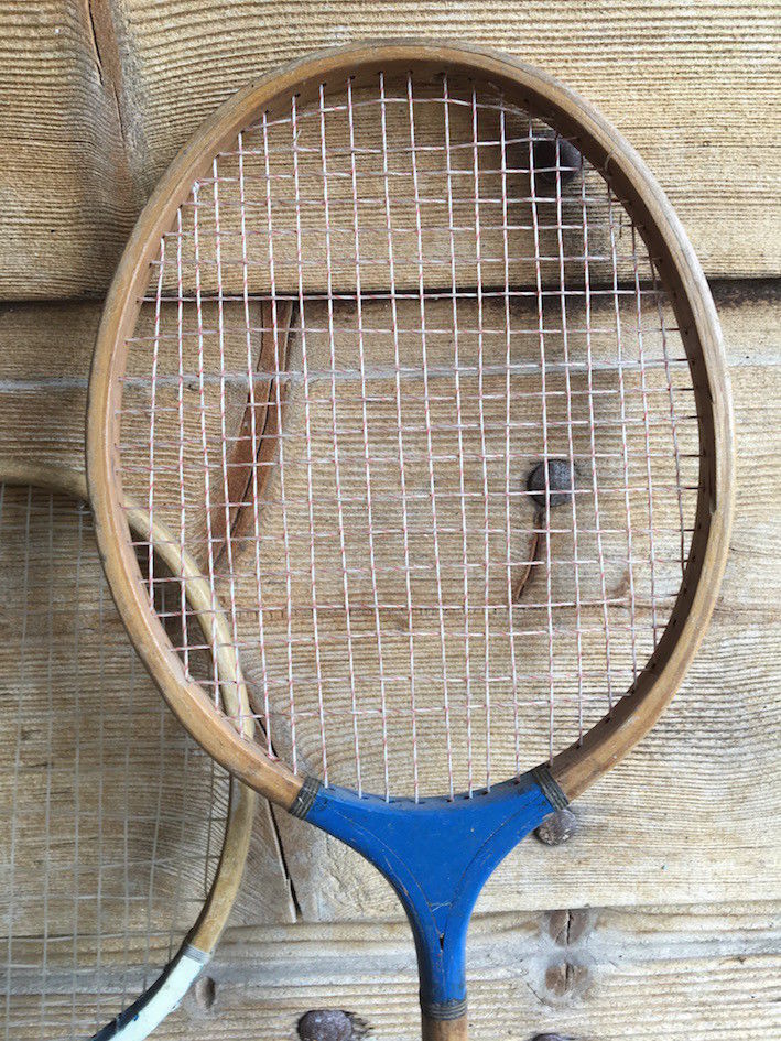 Duo de 2 raquettes de badmington anciennes en bois