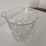 Ice bucket