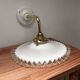 Applique murale vintage en opaline blanche