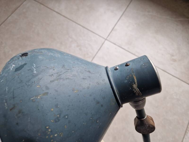 Jumo workshop lamp model GS1 - articulated industrial loft design - 1950